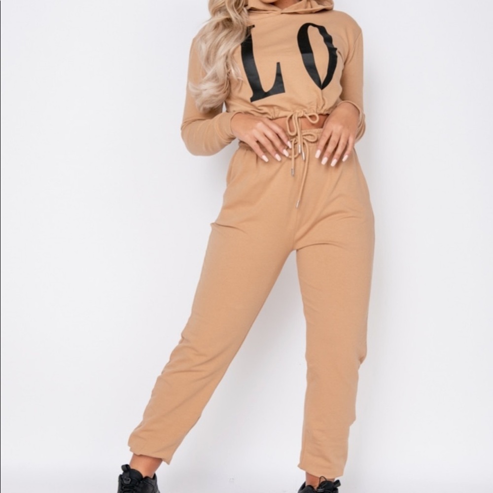 Matching set - Picture 2 of 2